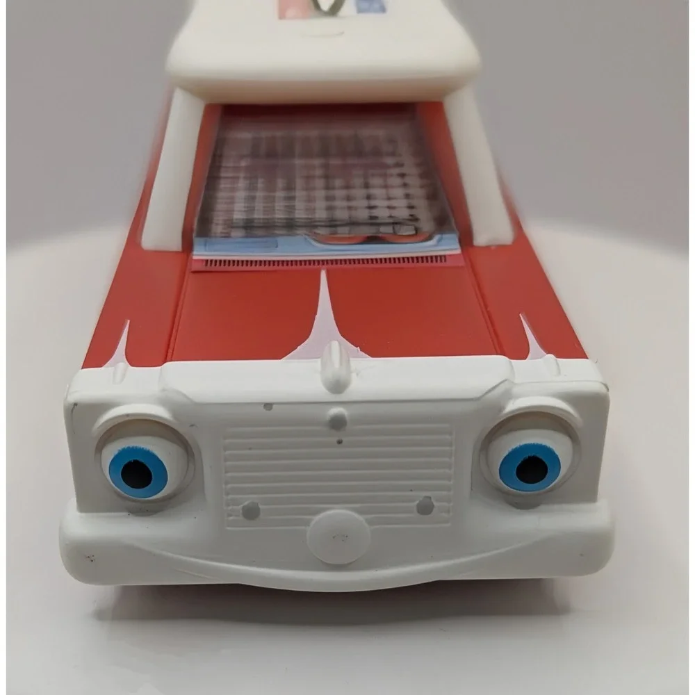 Hallmark Keepsake Ornament 2024 Fisher Price Nifty Station Wagon‎ Ornament